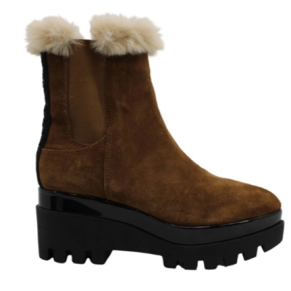 DKNY Woman’s Bax Wedge boots Faux Fur Size 8 NEW - Picture 1 of 3